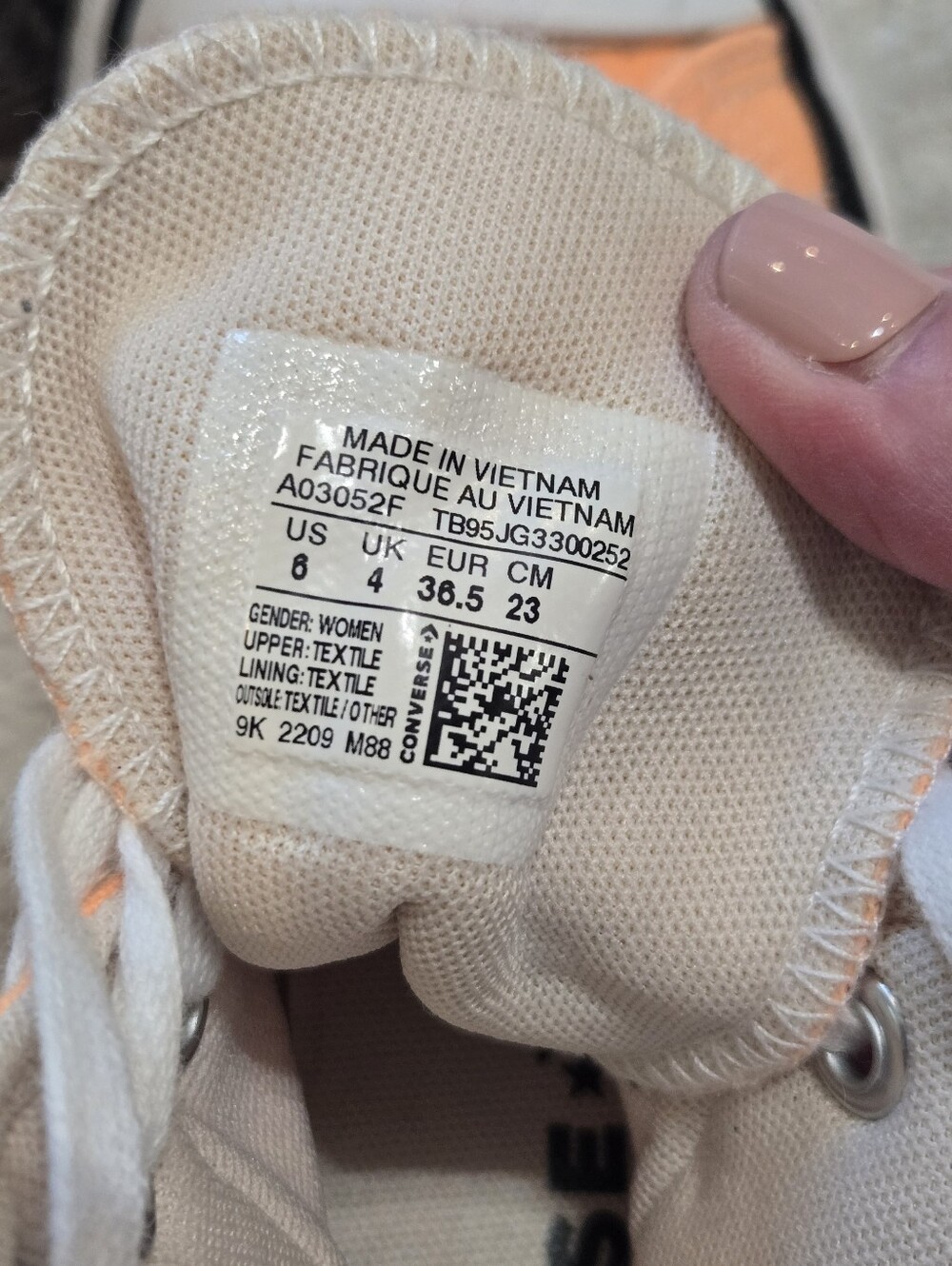 Converse Chuck Taylor All Star Orange Lift Platform Classic Sneakers, Women's 6 - Picture 2 of 9